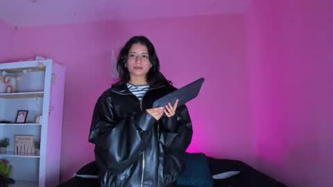 Snapshot of georgina_ferri_ chatting on December 1, 5:18 pm GEORGINA FERRI online show from December 1, 5:18 pm