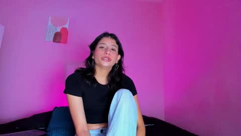 Snapshot of georgina_ferri_ chatting on December 3, 5:22 pm GEORGINA FERRI online show from December 3, 5:22 pm