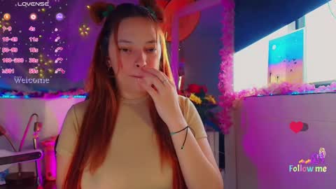 georgina_moschino online show from October 3, 10:07 pm