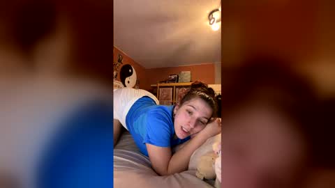 Georgina Moor online show from March 30, 9:27 pm