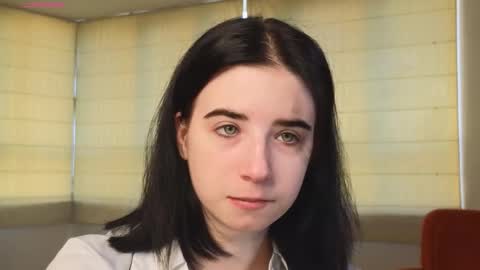 Snapshot of georginatrue chatting on October 13, 3:17 am My name is Kelly online show from October 13, 3:17 am