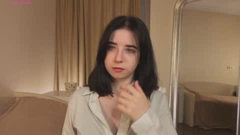 Snapshot of georginatrue chatting on October 19, 3:07 am My name is Kelly online show from October 19, 3:07 am