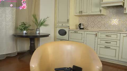 Snapshot of georginatrue chatting on November 26, 3:29 am My name is Kelly online show from November 26, 3:29 am