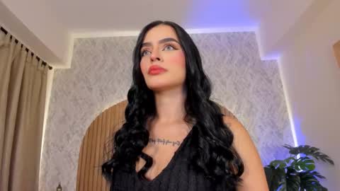 Snapshot of georginna_sins chatting on November 19, 2:28 pm Kendal online show from November 19, 2:28 pm