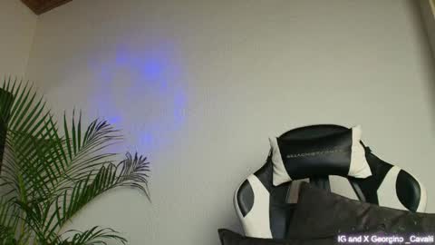 Peter Mike online show from October 4, 6:33 am