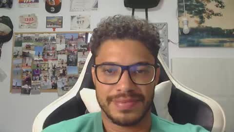 Snapshot of geovannygarrido91 chatting on November 1, 3:19 am geovannygarrido91 online show from November 1, 3:19 am