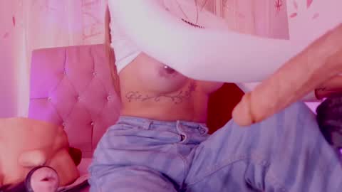 Snapshot of geraldinesuaan chatting on February 17, 2:48 pm geraldinesuaan online show from February 17, 2:48 pm