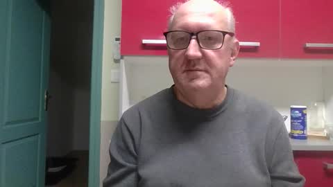gerardlp131313 online show from October 27, 7:40 pm