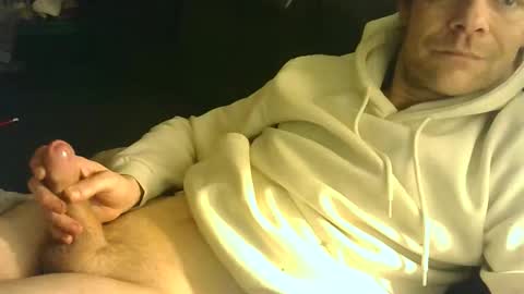 Snapshot of german33bi chatting on November 17, 5:35 am German33FFM1 online show from November 17, 5:35 am