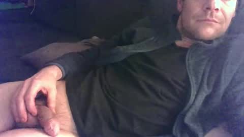 Snapshot of german33bi chatting on November 27, 2:13 am German33FFM1 online show from November 27, 2:13 am