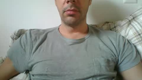 Snapshot of geronimo_2 chatting on December 22, 9:55 am geronimo_2 online show from December 22, 9:55 am