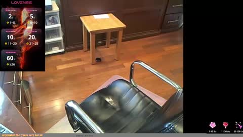 Snapshot of geronimo_431 chatting on November 6, 7:15 pm Daddy Jokes online show from November 6, 7:15 pm