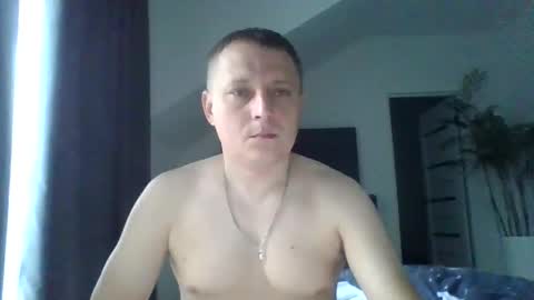 Snapshot of gerrylaylol chatting on October 4, 9:07 am gerrylaylol online show from October 4, 9:07 am