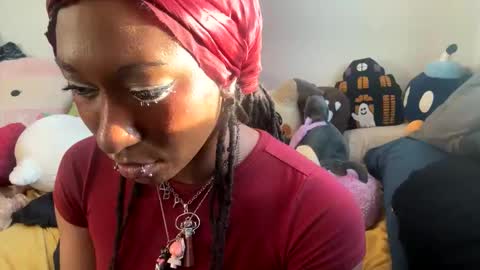 Snapshot of ghastgirlt_t chatting on November 25, 9:37 pm ghastgirlt_t online show from November 25, 9:37 pm