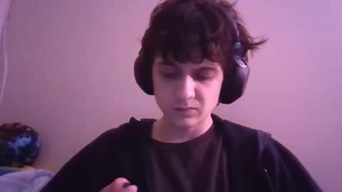 Snapshot of ghostcondor11 chatting on November 20, 1:22 pm SrirachaSwitchblade online show from November 20, 1:22 pm