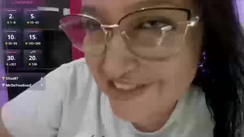 Snapshot of gia_nahomi chatting on September 13, 11:37 pm nahomi online show from September 13, 11:37 pm