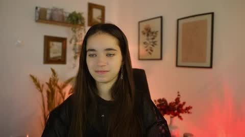 Snapshot of gia_paige18 chatting on October 3, 8:22 am Gia Paige18 online show from October 3, 8:22 am