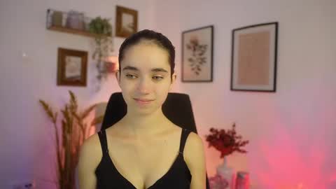 Snapshot of gia_paige18 chatting on October 9, 1:20 pm Gia Paige18 online show from October 9, 1:20 pm