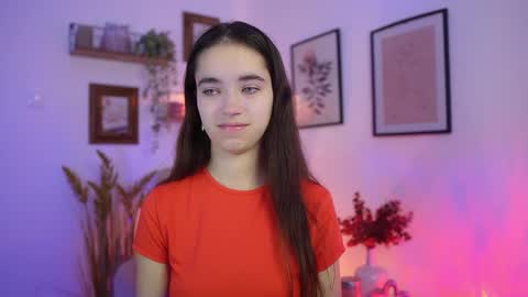 Snapshot of gia_paige18 chatting on October 17, 8:28 am Gia Paige18 online show from October 17, 8:28 am