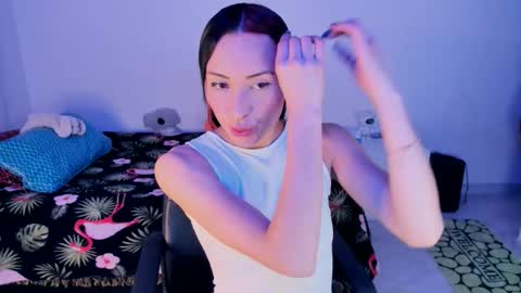 GIA WHITE Independet  online show from October 15, 1:17 am