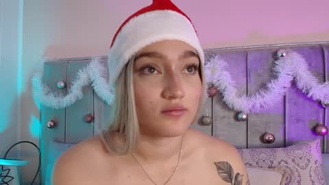 Gia online show from December 23, 2:28 pm