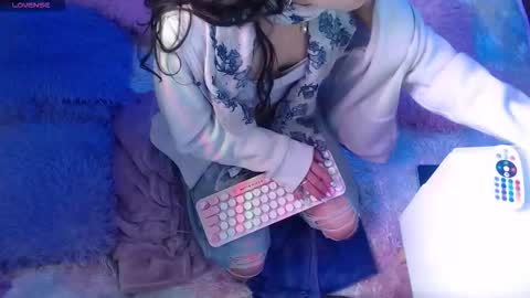 giaa rossi online show from November 11, 2:06 pm