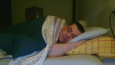 Snapshot of giaco1982 chatting on January 25, 11:23 am samuel online show from January 25, 11:23 am