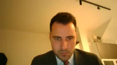 Snapshot of giacomo9669 chatting on December 13, 5:32 pm giacomo9669 online show from December 13, 5:32 pm
