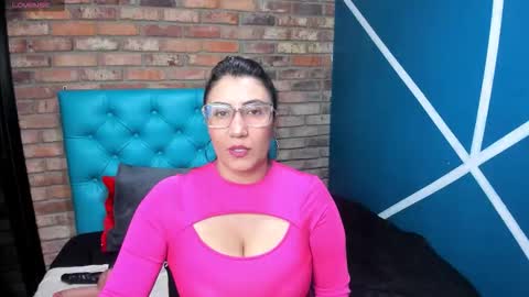 Snapshot of giafox_ chatting on October 8, 2:47 pm G I A FOX online show from October 8, 2:47 pm