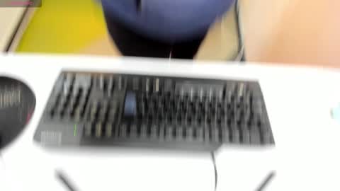 Snapshot of giafox_ chatting on November 1, 1:02 pm G I A FOX online show from November 1, 1:02 pm