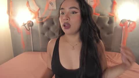 giannaslimjb online show from October 29, 3:42 am