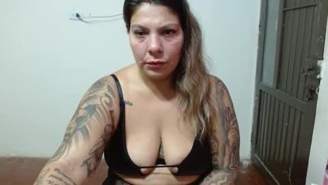 Snapshot of giannaswift chatting on November 30, 6:06 am Gianna.. online show from November 30, 6:06 am