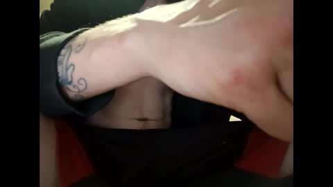 Snapshot of giantdick4u1991 chatting on December 16, 3:51 am giantdick4u1991 online show from December 16, 3:51 am