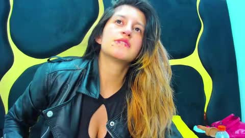 GiaRoussel online show from March 8, 8:35 pm