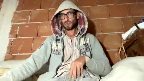 Corrado online show from December 3, 3:11 pm