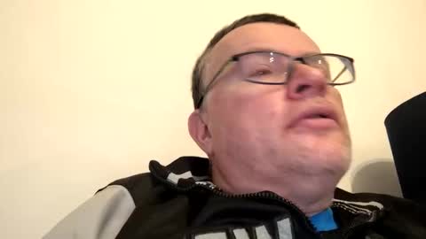 giddyup2222222 online show from January 12, 9:36 am