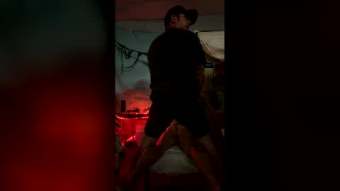 Snapshot of gifteditalian90 chatting on March 4, 5:35 am gifteditalian90 online show from March 4, 5:35 am