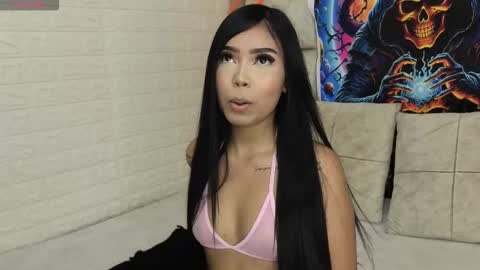 gigirose_ online show from October 17, 7:05 pm