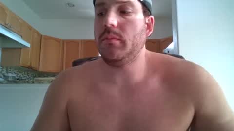 Snapshot of gildedsins1 chatting on January 22, 9:32 pm WildBoyVibes online show from January 22, 9:32 pm