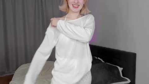 Snapshot of gin_yoon chatting on September 26, 6:17 am Gin online show from September 26, 6:17 am