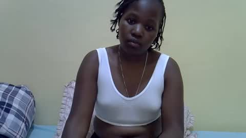 Adiliah online show from February 4, 9:20 pm