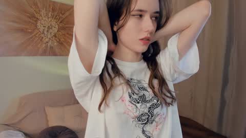 Gina online show from December 7, 2:53 am