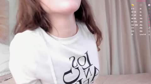 Gina online show from February 10, 11:45 pm