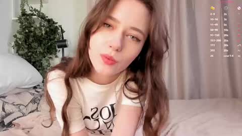 Gina online show from February 27, 8:20 pm