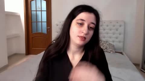 Kate online show from January 8, 9:32 am