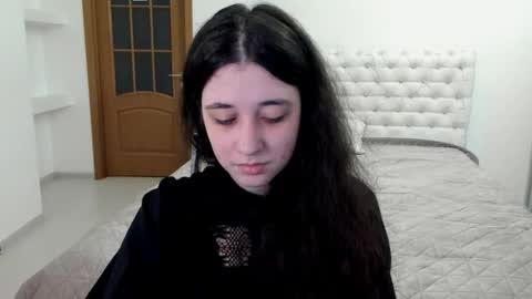 Kate online show from November 28, 9:01 am