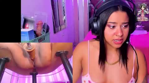 Snapshot of ginakurt_ chatting on September 15, 3:50 am Gina online show from September 15, 3:50 am