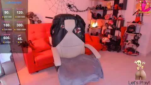 Snapshot of ginamiracle chatting on November 23, 2:11 am Gina Moor online show from November 23, 2:11 am