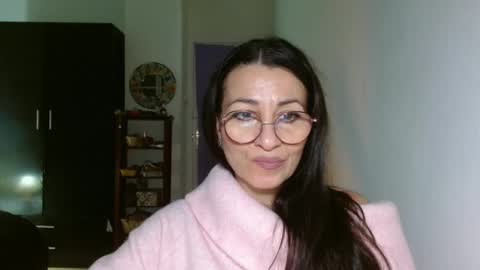 GinaONeon online show from December 20, 8:12 pm
