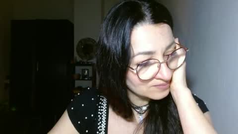 GinaONeon online show from February 28, 8:50 pm